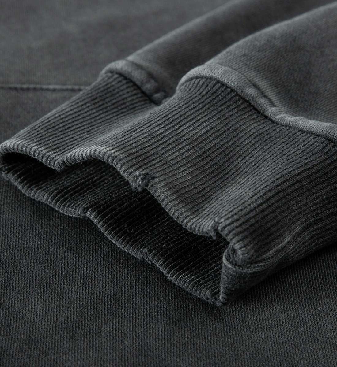 [KATSEYE] Snow Washed Embroidery Hoodie