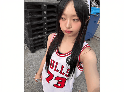 [NewJeans] White Sleeveless Jersey (unisex)